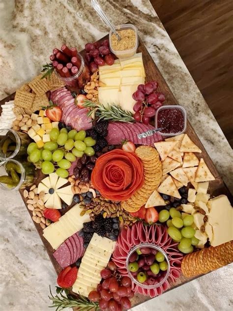 What Is A Charcuterie Board | Charcuterie Board Recipe – DOSK