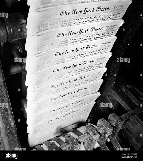 War time machinery hi-res stock photography and images - Alamy