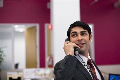 These 15 Habits Are Making You Look Highly Unprofessional At Work