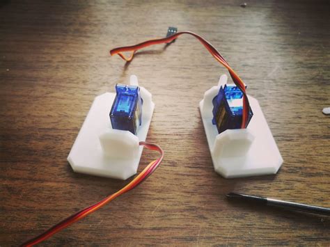 How to Make a Dancing Robot 的图像结果