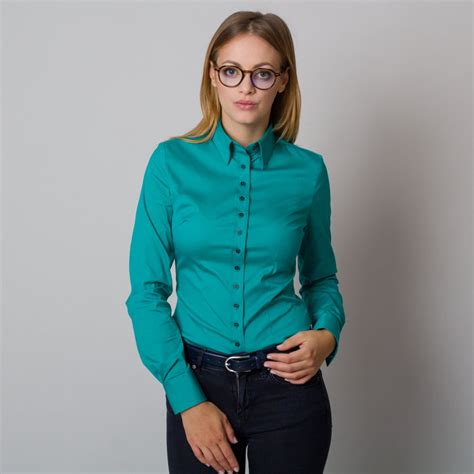 Women's green shirt with a smooth pattern 12084 - willsoor