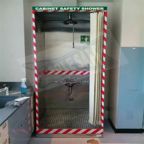 Emergency Shower and Eyewash - Safety Shower cum Eyewash Manufacturer ...