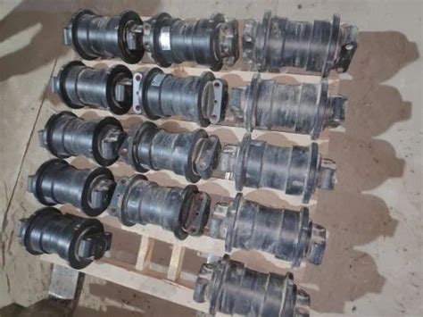 Excavator Track Roller - Luigong 921 track roller Trader - Wholesaler ...