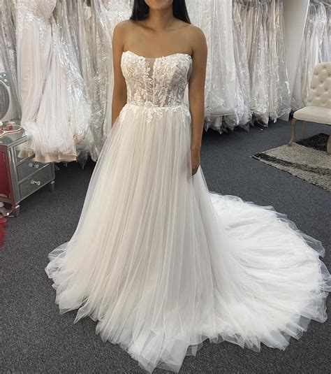 Stella York New Wedding Dress Save 60% - Stillwhite