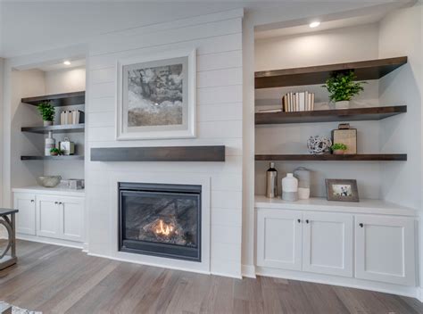 Hanson Builders - Hillcrest Great Room | Built in shelves living room ...