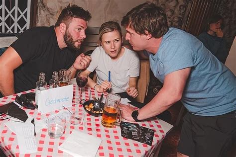 Valencia: English-Language Pub Quiz Experience 2024 - Viator