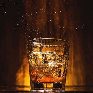 Why is Acqua di Cristallo Tributo a Modigliani the most expensive water?