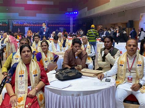 Joining video conference at Varanasi, PM Modi lauds construction of ...