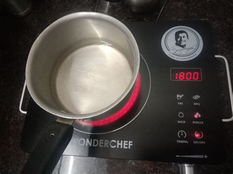 Buy Wonderchef Torino Induction Cooktop with 11 Pre-set Cooking Menus ...