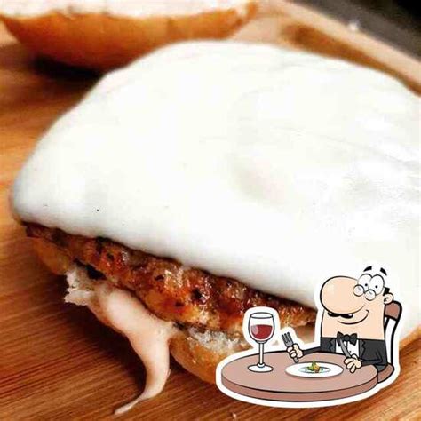 LJ's Smoke House BBQ, Ahmedabad, F-513 - Restaurant reviews