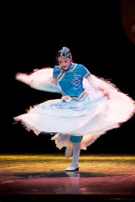 Twist Dance Flying Skirts 的图像结果