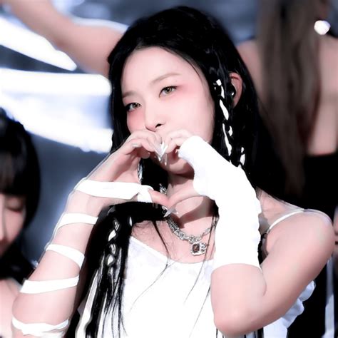 冥王星 的图像结果