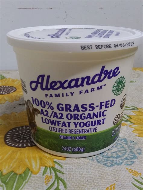 Yogurt: 100% Grass-fed Lowfat Organic A2/A2 Cream-Top (24 oz ...