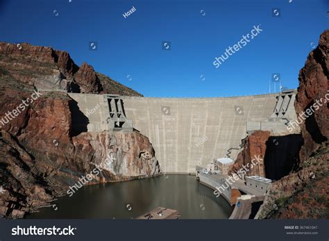 Theodore Roosevelt Dam Stock Photo 367461041 | Shutterstock