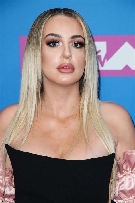 Tana Mongeau – 2018 MTV Video Music Awards • CelebMafia