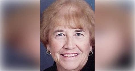 Joan Elizabeth Pflum Obituary (2023) - Burlington, IA - Lunning Funeral ...