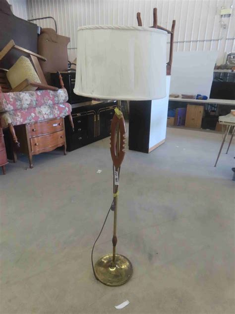 Retro Floor Lamp - McSherry Auction Service Ltd.