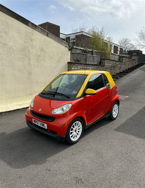 2007 Smart Car ‘Little Tikes Toy Car’ – Cars of Somerset