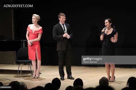 LISA O'HARE Feet - AZNudeFeet