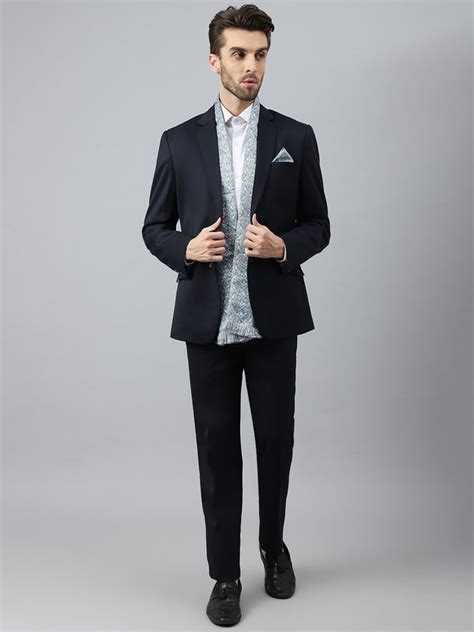 Printed Stole and Pocket Square