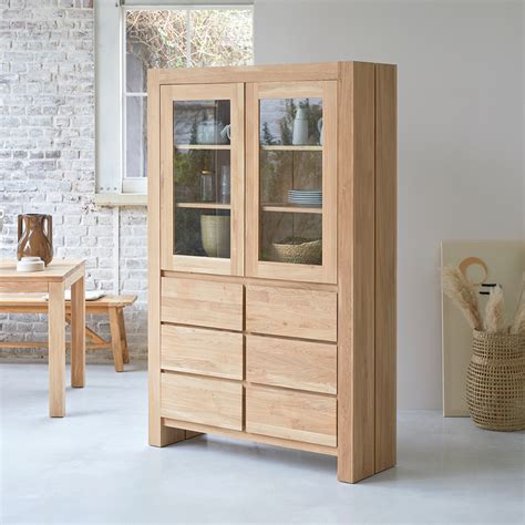 ADON AHŞAP VİTRİN