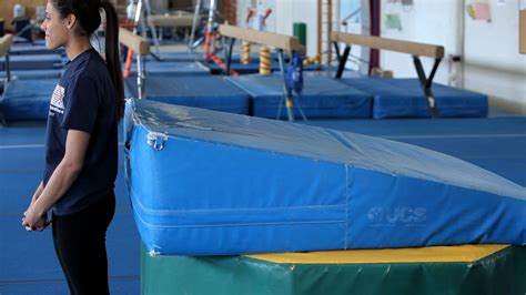 Gymnastics Backflip Tutorial 的图像结果