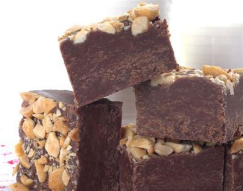 Peanut Butter Fudge | NESTLÉ® TOLL HOUSE®