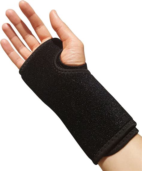 Amazon.com: Carpal Tunnel Wrist Brace – Perfect Support for Day or ...
