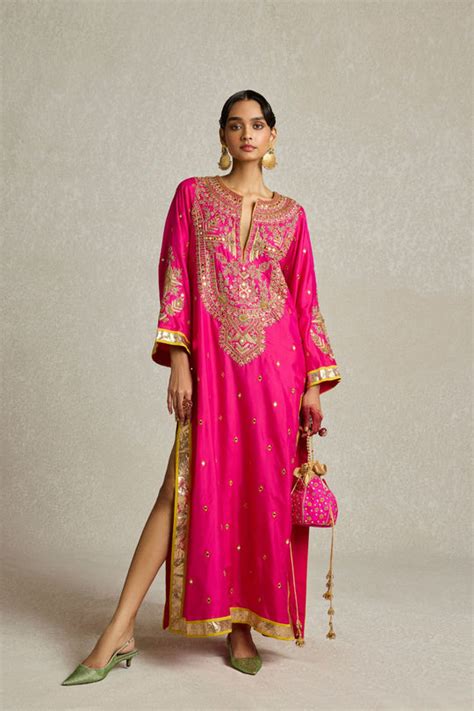 Gulnaar Kaftan – Sureena Chowdhri