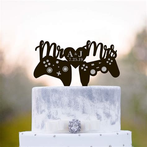 Gamer Wedding Cake Topper Gamers Wedding Cake Topper Video Game ...