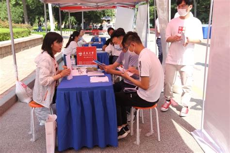 “校园招聘月”青岛大学空中双选会-学生就业中心