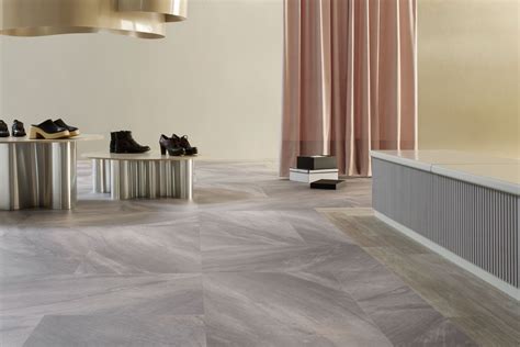 ALLURA FLEX Vinyl flooring By Forbo Flooring Systems
