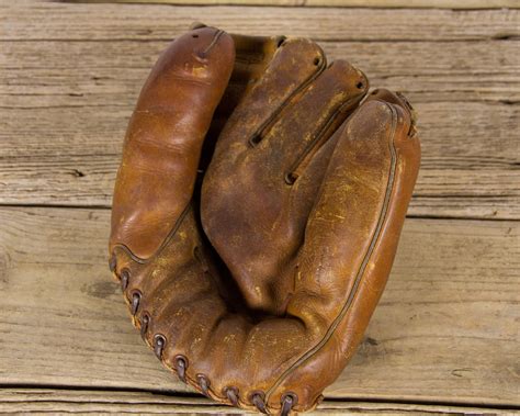 Baseball Mitt 的图像结果