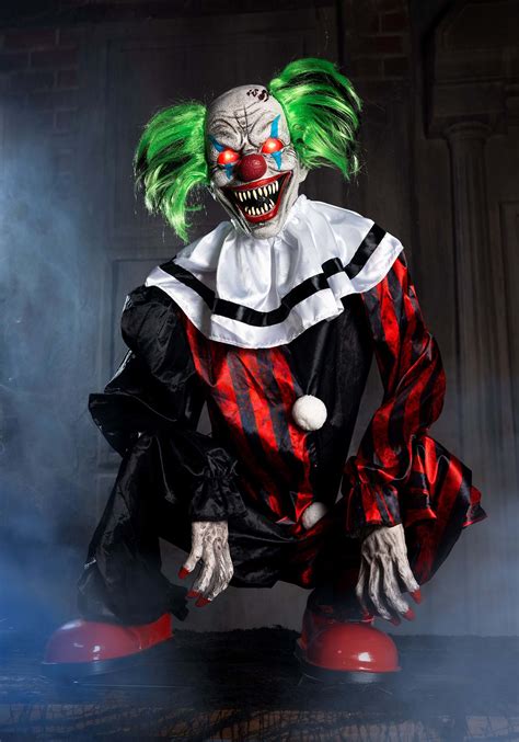 Menacing Clown Animatronics for Haunted Houses - Halloween Costumes