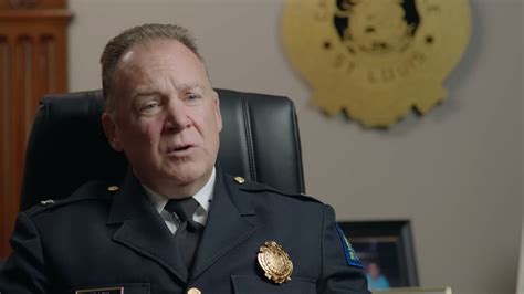 Black police officers' group upset with St. Louis police chief ...