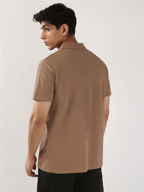 Men's Mocha Mousse Solid Regular Fit Half Sleeve Cotton Polo T-Shirt ...