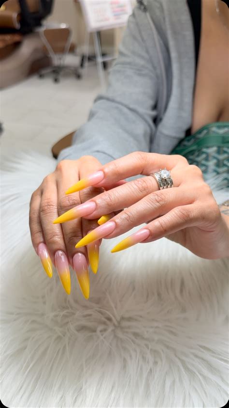 nail tech 8 chicago (@nailtech8_chicago) • Instagram photos and videos