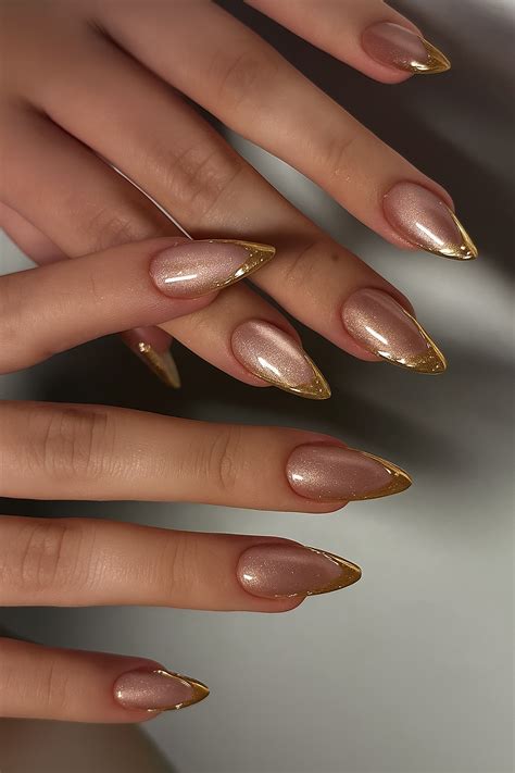 25 Chic Chrome Nail Designs That Sparkle with Love - Polia.blog | Gold ...