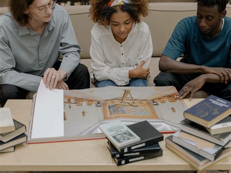 Higher education for knowledge economy | Meer