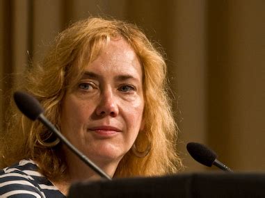 Frases de Elizabeth Hand (33 citas) | Frases de famosos