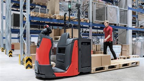 Warehouse Worker (Order Picker/EPT & Reach Truck Driver) - Van Loon Group 2024 - Blog - Work in ...