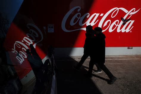 Why people are boycotting Coca-Cola – and did they really call ICE on ...