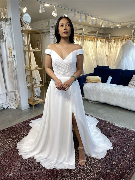 Adore By Justin Alexander Sample Wedding Dress Save 73% - Stillwhite