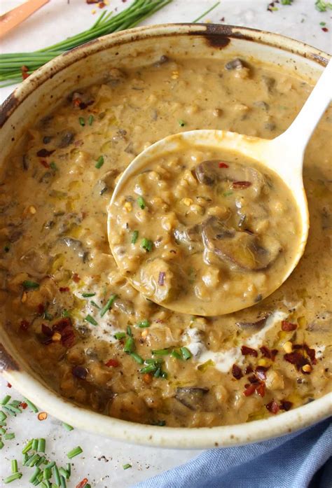 Mushroom Barley Soup Recipe • Veggie Society