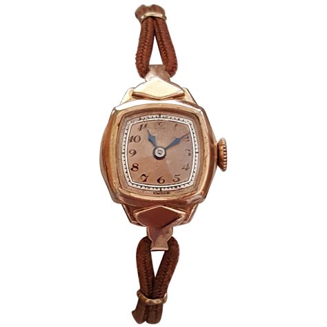 1930s Rose Gold Vintage Bulova Watch, 14 Karat Rose Gold Rolled Gold ...