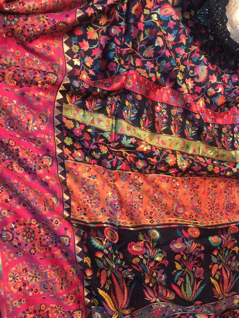 Black Kani Saree – sohumsutras