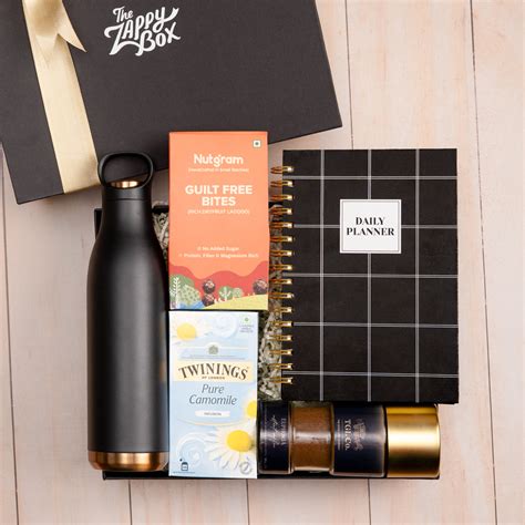 Buy Premium Gift Hampers Under ₹3000 | The Zappy Box
