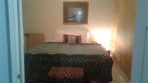 RNM THE CLUBHOUSE GRENADA (Saint John Parish) - Guesthouse Reviews ...