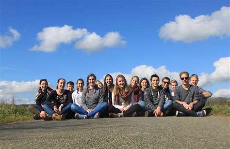 Südtiroler Jugendliche feiern Ostern in Taizé - UnserTirol24