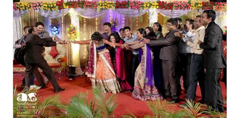 10 Wedding Entertainment Ideas to Wow Your Guests – India's Wedding Blog